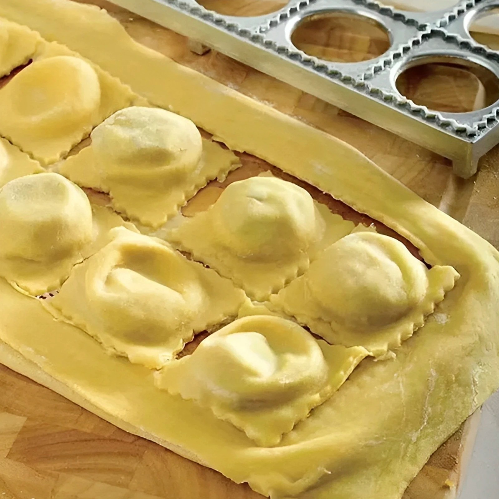 Knödelform, 12 Löcher, Ravioli – Kitchen Baking Store Bewertung und Preis